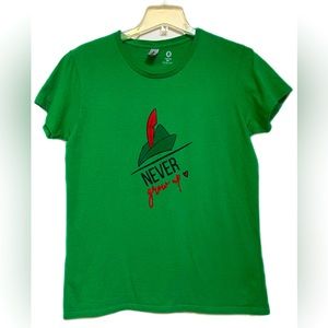 Peter Pan NEVER GROW UP T Shirt. Green Unisex size M.